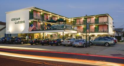 Grecian Gardens Motel