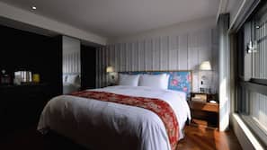 Premium bedding, free minibar, in-room safe, individually furnished