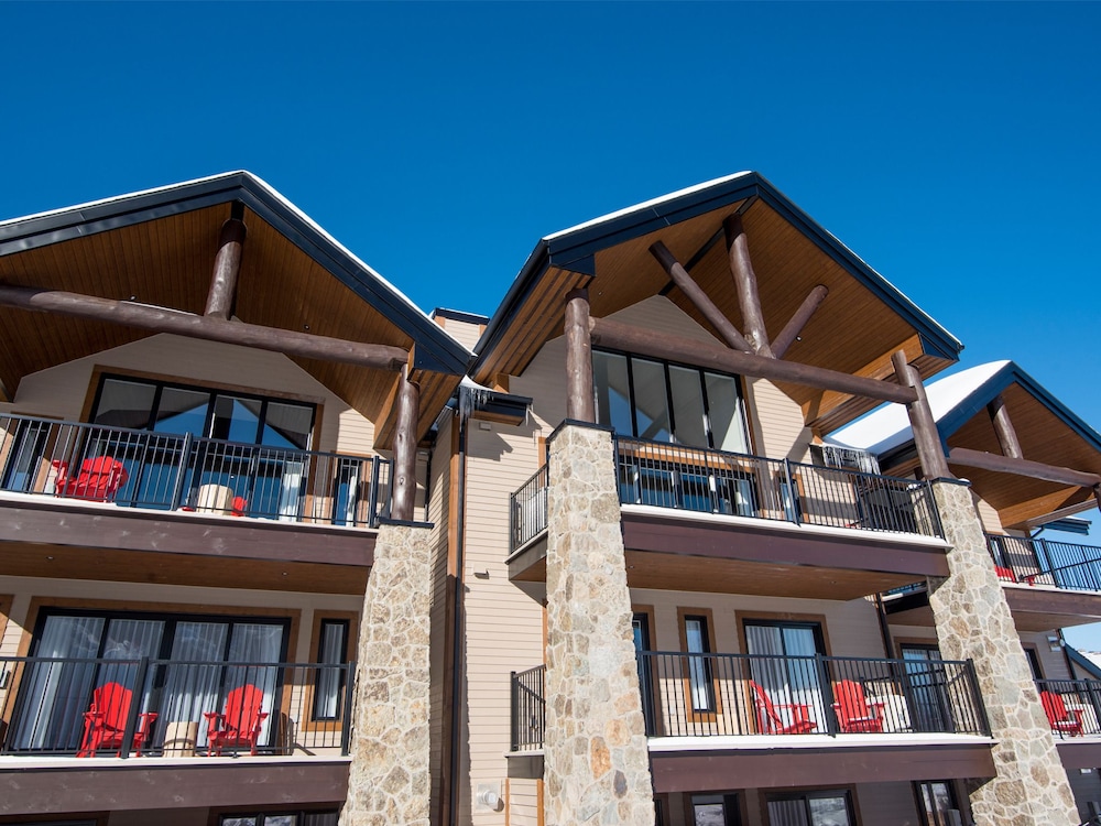 Domaine Nymark in Saint-Sauveur-des-Monts, Canada