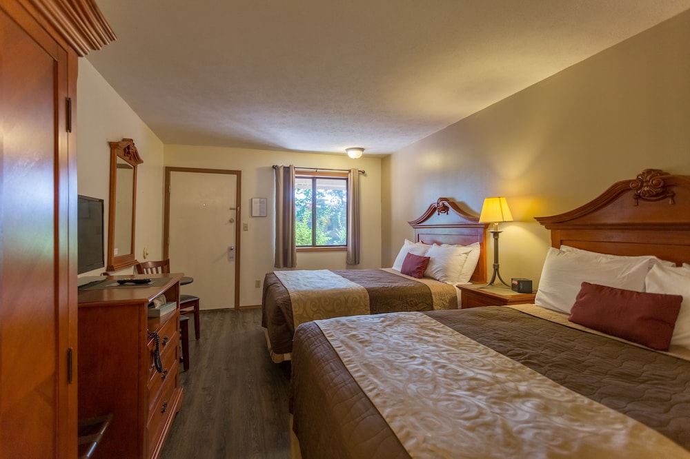Shady Acre Inn and Suites in Branson West Best Rates & Deals on Orbitz