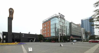Art Senses Hotel and Place