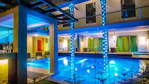 Outdoor pool, sun loungers