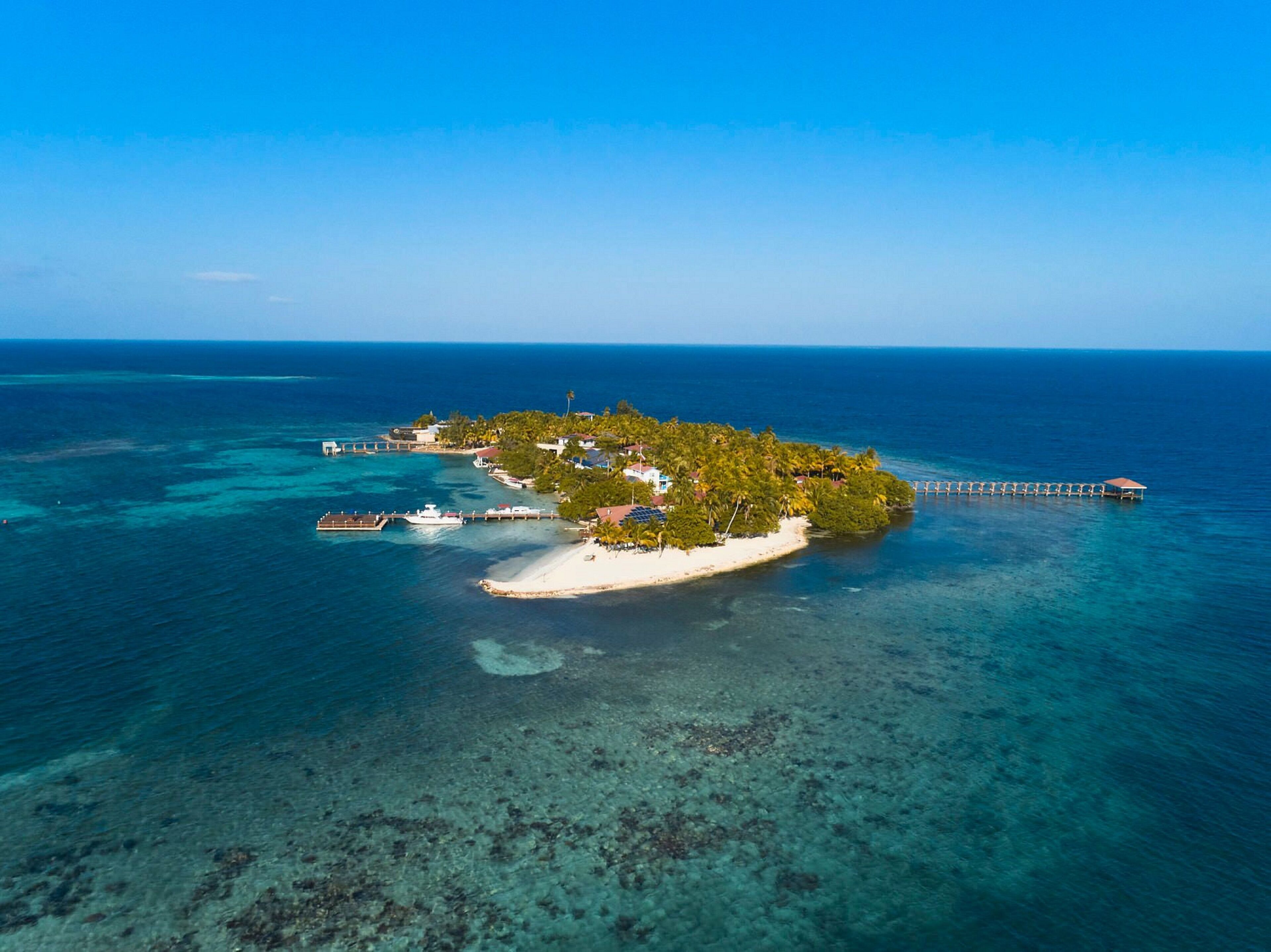 Ray Caye Island Resort in Placencia, Belize