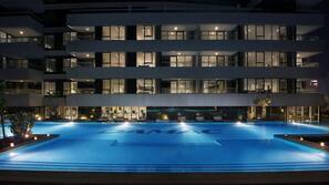 Piscine extérieure