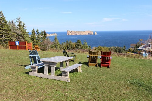 Great Place to stay Chalets Nature Océan near Perce 