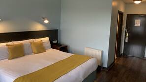 1 bedroom, desk, free WiFi