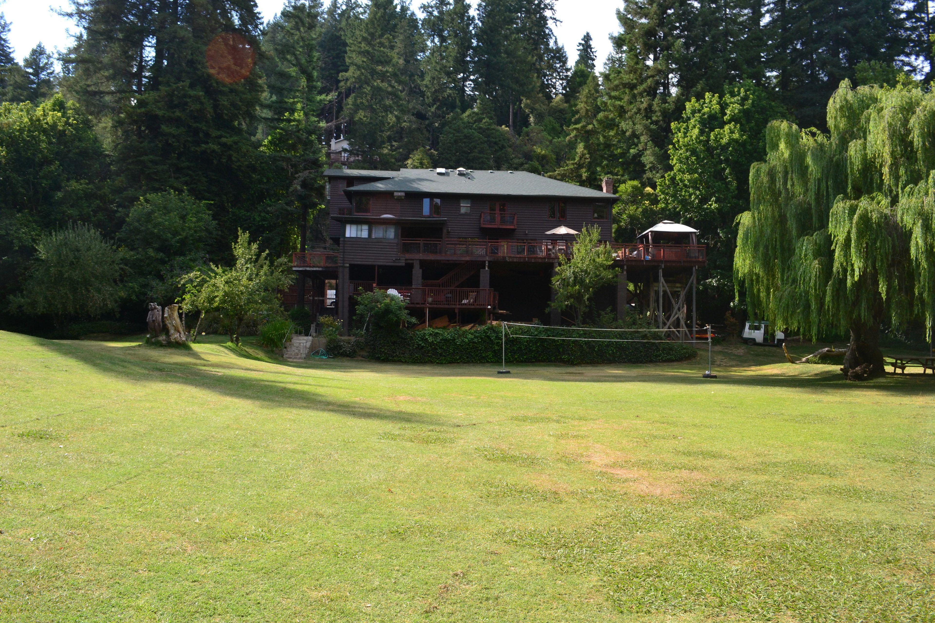 Guerneville Lodge in Guerneville, United States