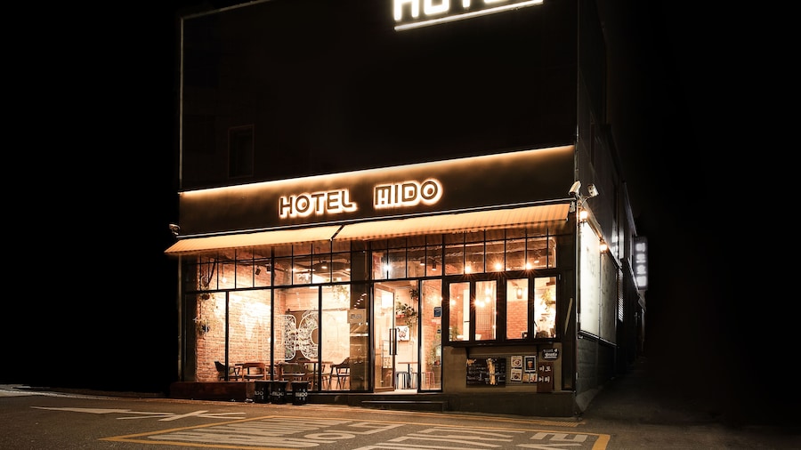 Hotel MIDO Myeongdong