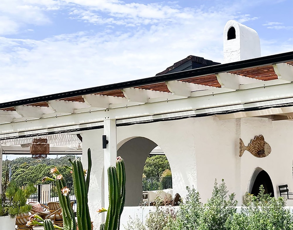 Oaks Ranch and Country Club