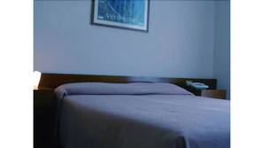 Minibar, una cassaforte in camera, una scrivania