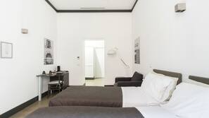 Couette en duvet d'oie, minibar, coffres-forts dans les chambres, bureau