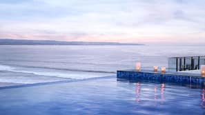 Outdoor pool, free pool cabanas, pool umbrellas