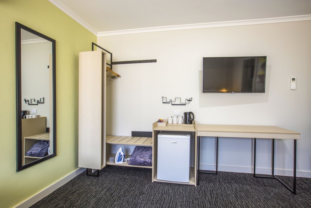 Nightcap at Blue Cattle Dog Hotel