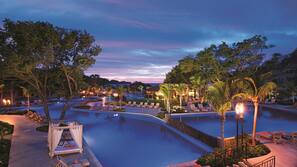 2 outdoor pools, pool loungers