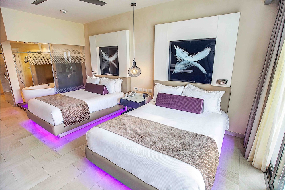 CHIC by Royalton Resorts - Adults Only, All Inclusive ... CHIC by Royalton Resorts - Adults Only, All Inclusive ... on Chic By Royalton All Exclusive Resort - All Inclusive
id=97281