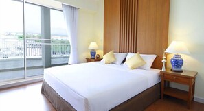 In-room safe, desk, blackout drapes, rollaway beds