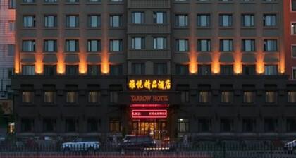 Yarrow Hotel