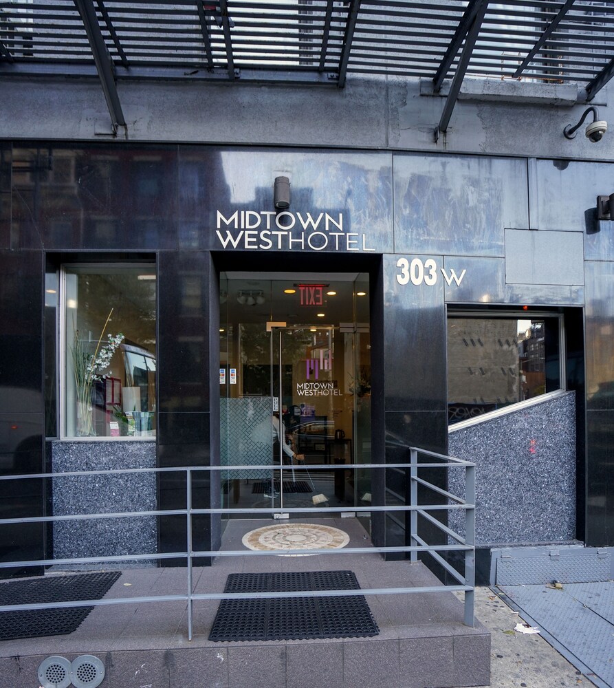 Midtown West Hotel, New York: $278 Room Prices & Reviews | Travelocity