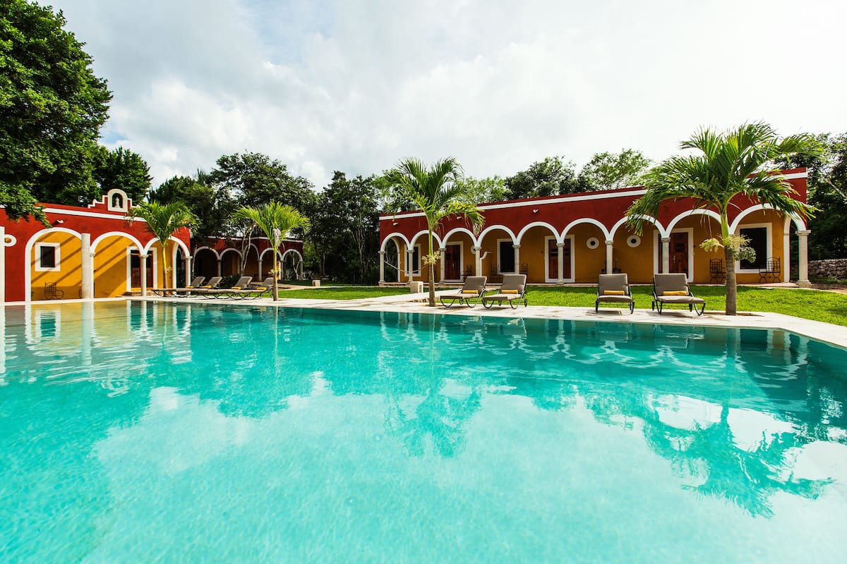 Hotel Hacienda Ticum pool area