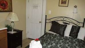 Individually decorated, individually furnished, free WiFi, linens