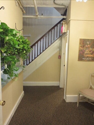 Neptune Hotel 2018 Room Prices 80 Deals Reviews Expedia Parking Featured Image Lobby