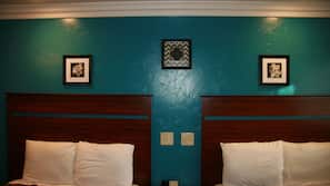 Free WiFi, bed sheets