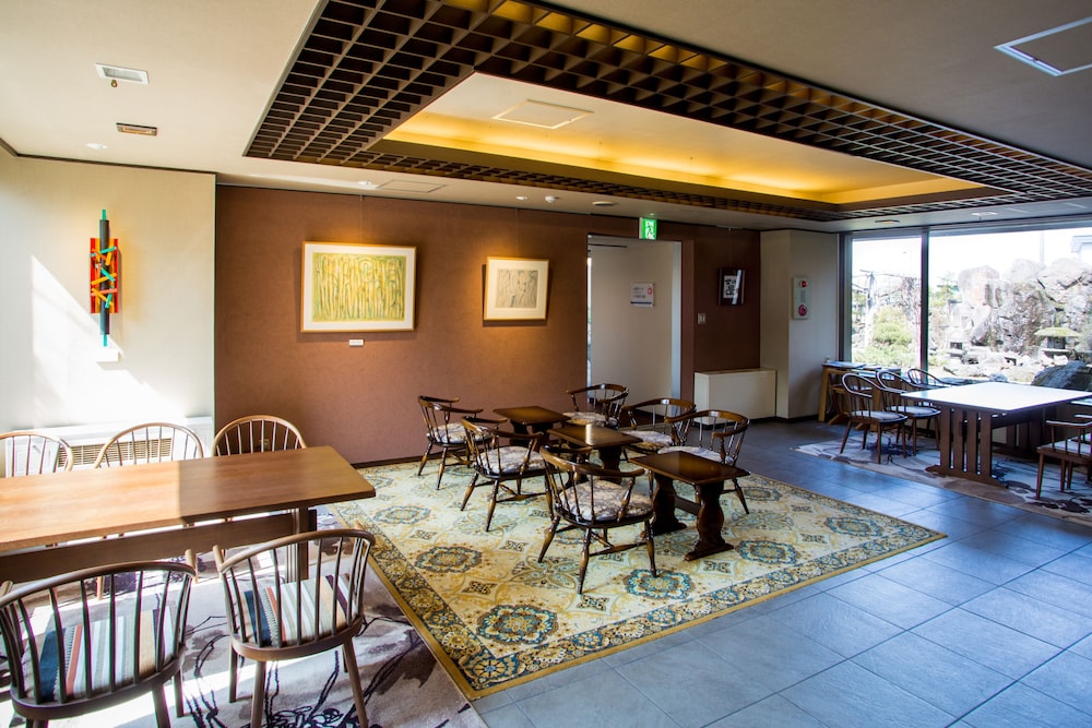 Ryokan Sensyoen In Asahikawa Cheap Hotel Deals Rates - 