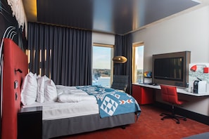 Supreme King Room, 1 King bed | Minibar, in-room safe, individually decorated, desk