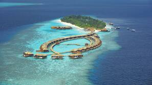 Private beach, white sand, free beach cabanas, sun loungers