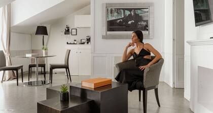 Montenapoleone Suites