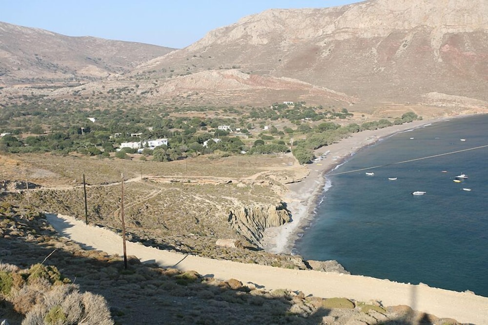 Eristos beach