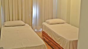 Frigobar, Wi-Fi de cortesia, roupa de cama