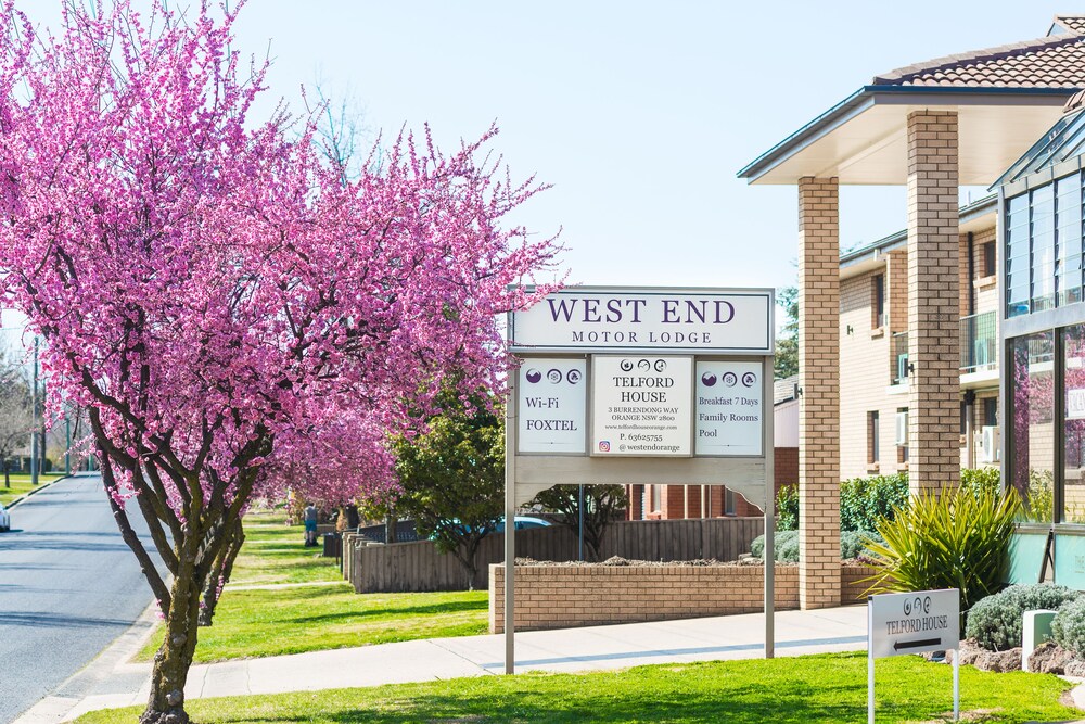 West End Motor Lodge
