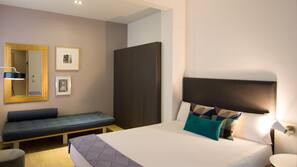 Materassi in memory foam, cassaforte in camera, tende oscuranti
