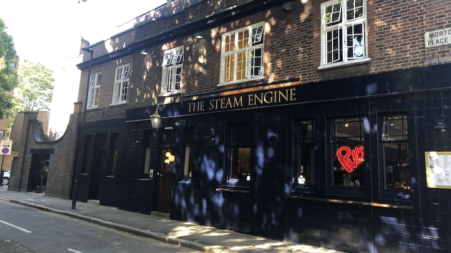 PubLove @ The Steam Engine - Hostel