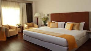 Premium bedding, minibar, in-room safe, desk