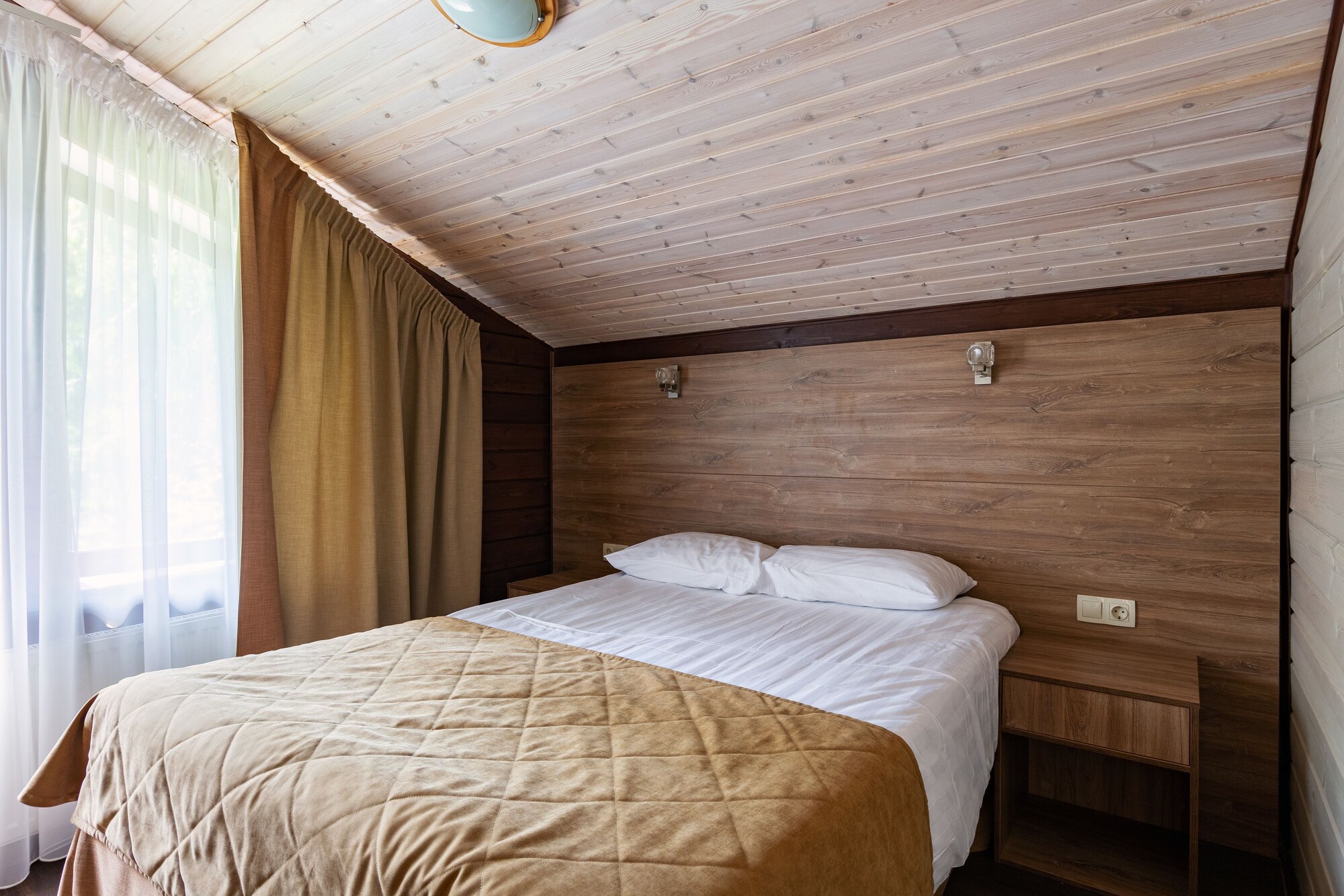 гостиница рапсодия в питере. лесная рапсодия ильичево. лесная рапсодия санкт-петербург. рапсодия номер. рапсодия номер.