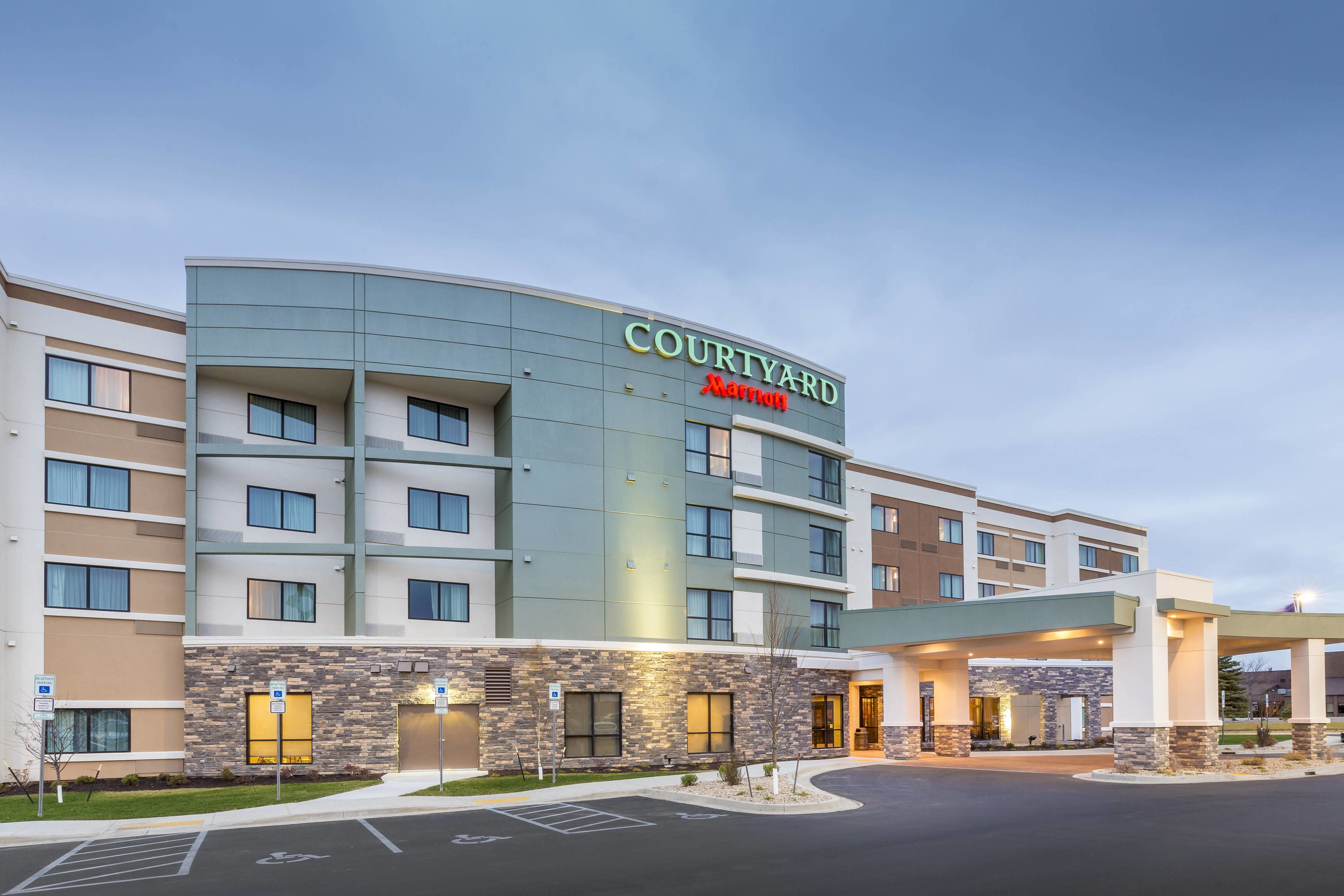 Courtyard by Marriott Bismarck North in Bismarck, United States