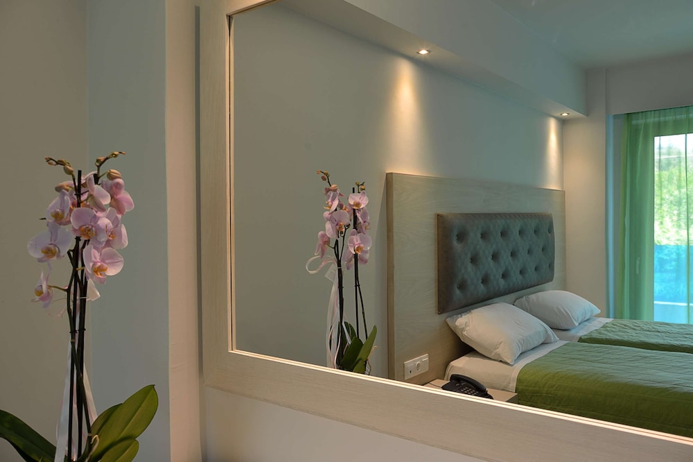 Room, TRYP by Wyndham Corfu Dassia