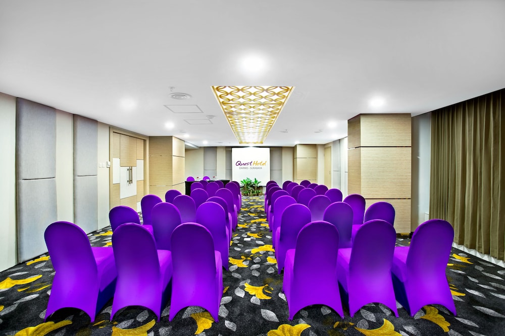 Meeting facility, Quest Hotel Darmo - Surabaya by ASTON