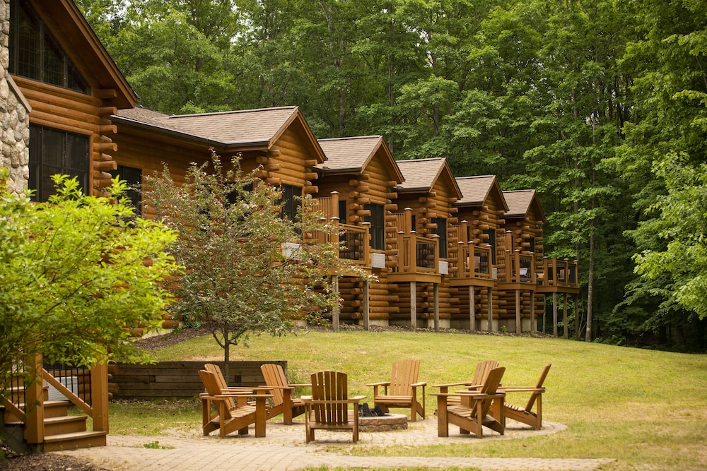 Rockwell Lake Lodge in Luther Best Rates & Deals on Orbitz