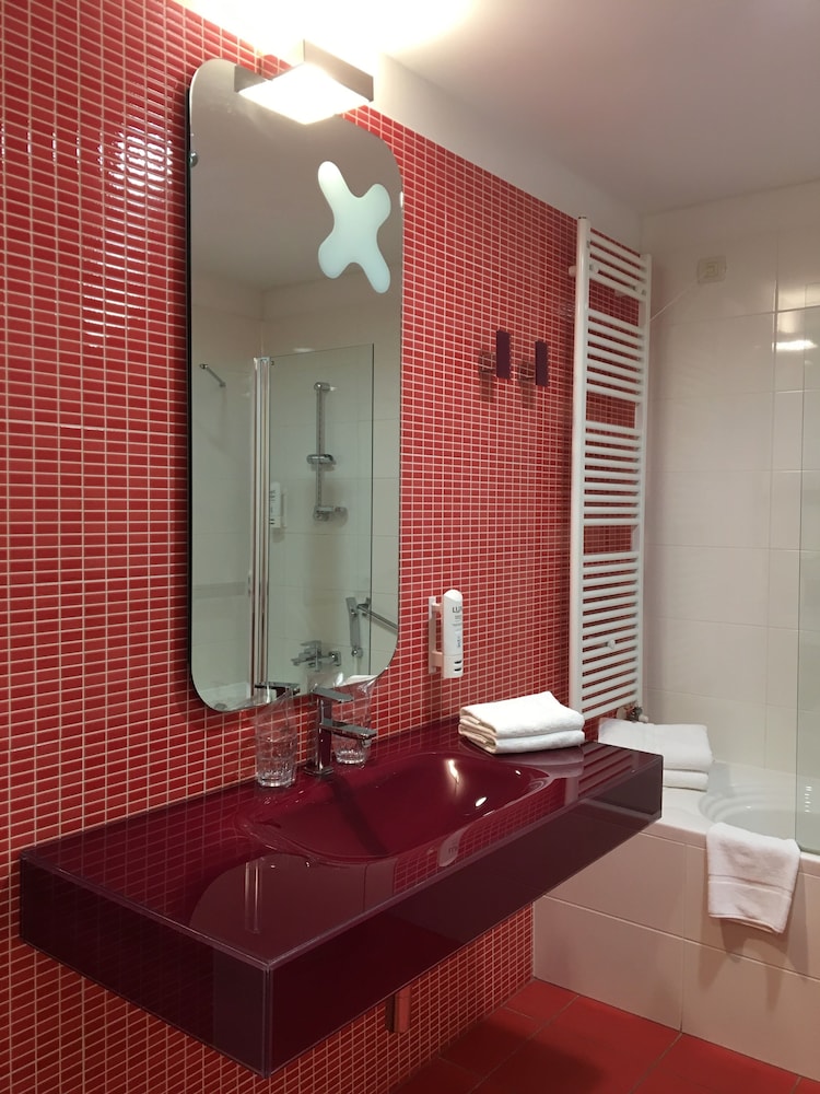 Photo - VELANERA Hotel & Restaurant