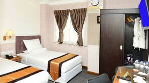 Minibar, in-room safe, desk, iron/ironing board