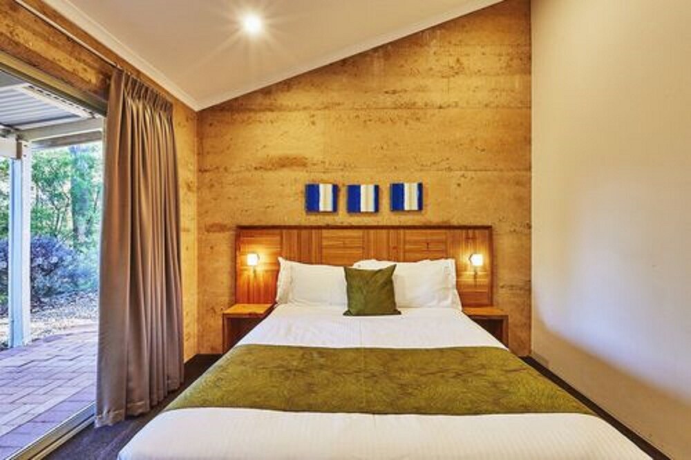 Eight Willows Retreat