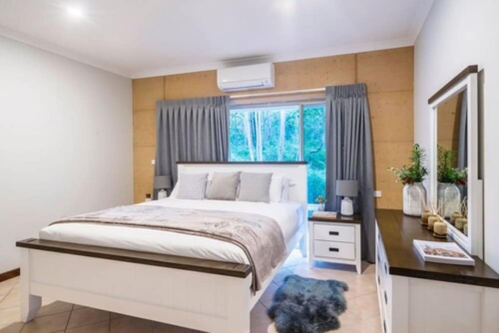 Eight Willows Retreat