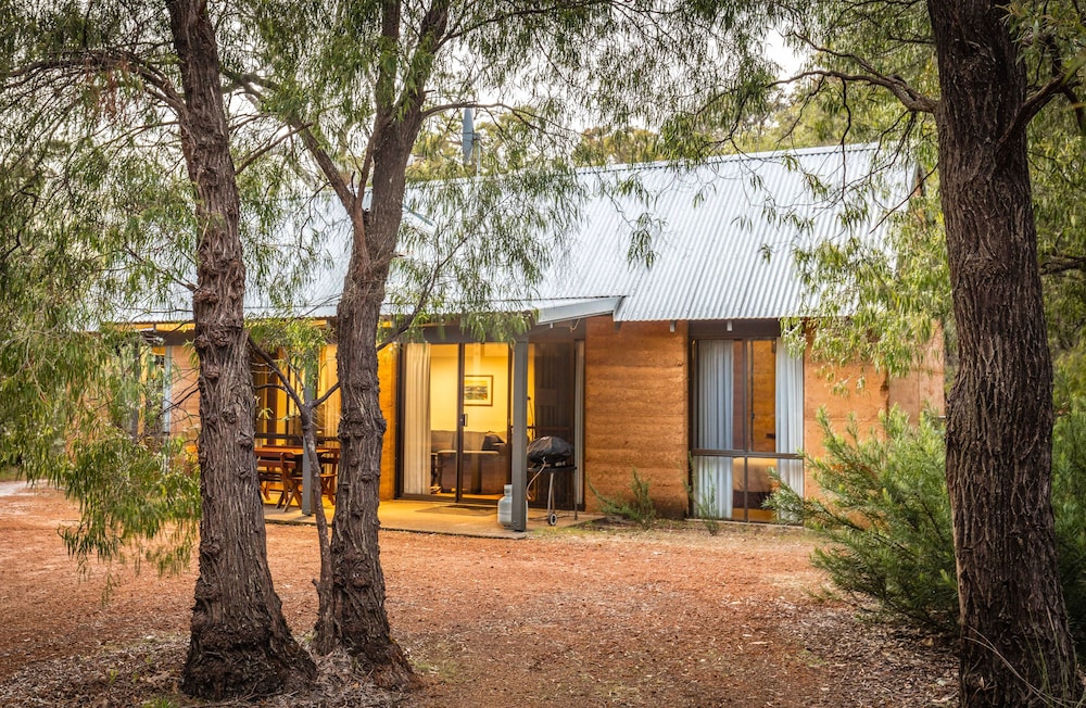 Bussells Bushland Cottages