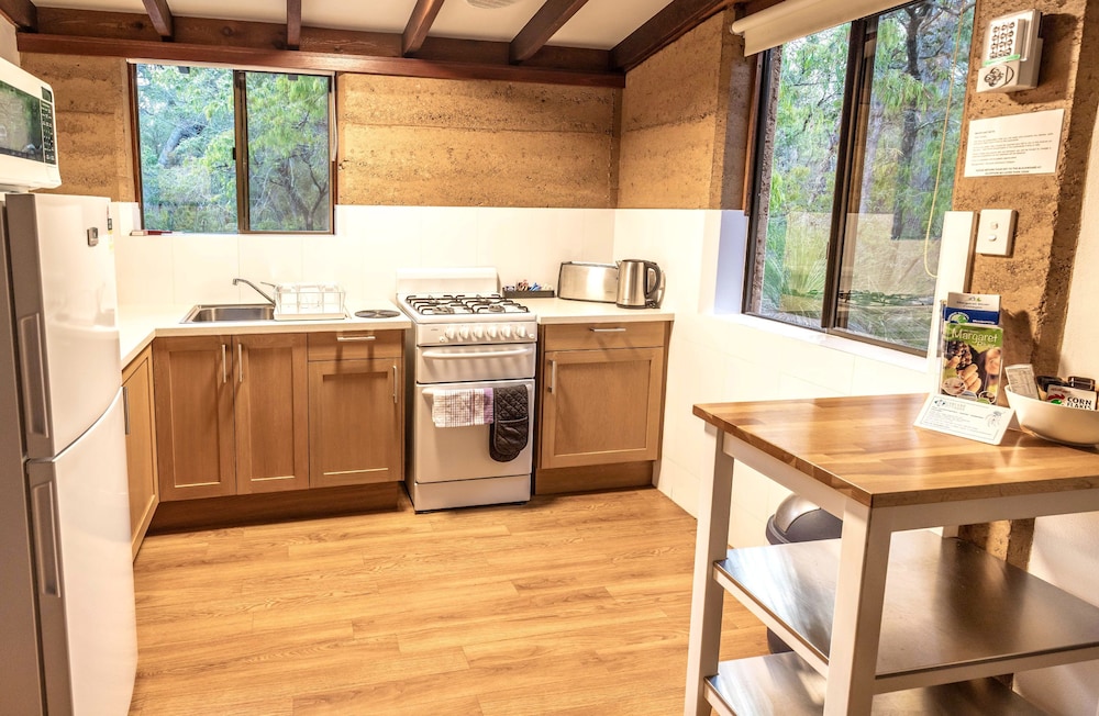 Bussells Bushland Cottages