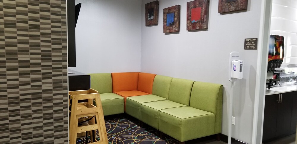 Comfort Inn Suites Tulsa I 44 West Rt 66 In Tulsa Cheap