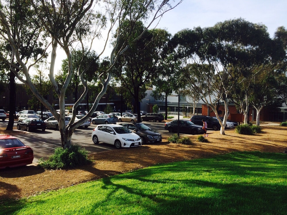 Box Hill Studios at Canterbury Gardens
