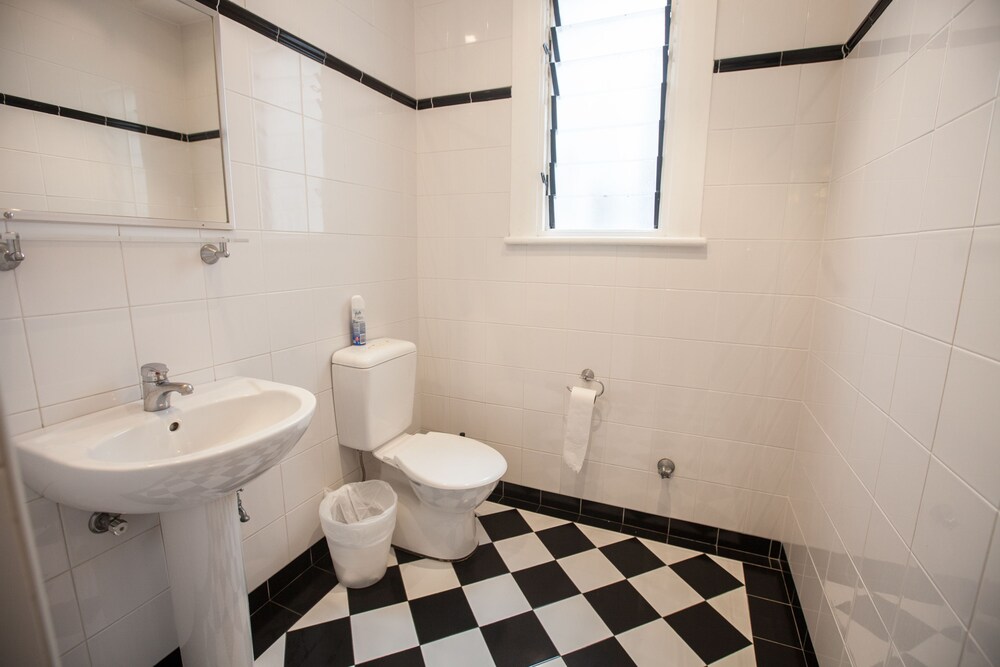 The Village Kings Cross - Hostel